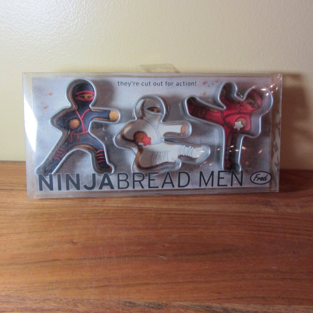 3 for $40 - ninja bread men cookie cutters NIB by Fred 2010 (W3696)